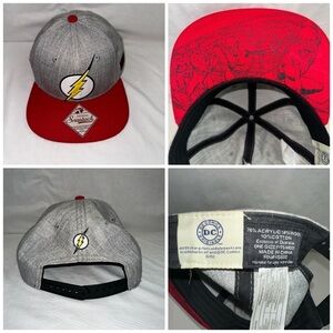 DC Comics Hat Men's Gray Red‎ The Flash Adjustable Snapback Embroidered Logo Cap